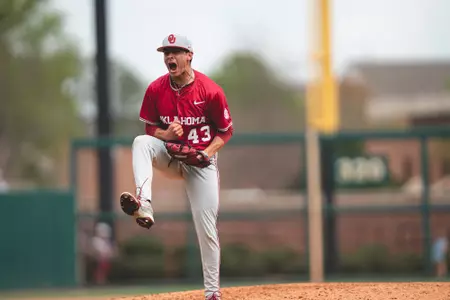 Lead, Crooks at UA G2