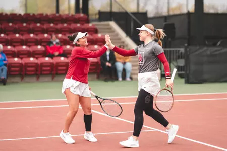 Julia/Alina doubles vs. FLA