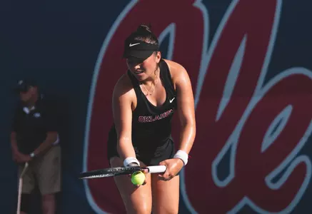 Julia singles vs. Ole miss