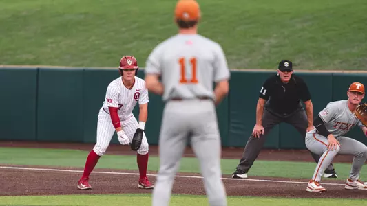 Lead, BSB G1 vs. Texas