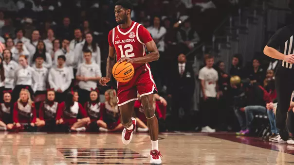 Jadon Jones bringing the ball up the court