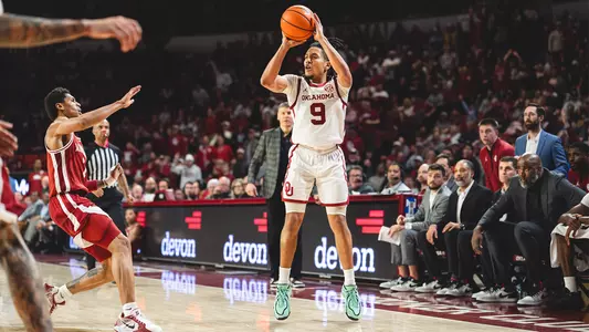 Nijel Pack shoots a jump shot during the game against Arkansas