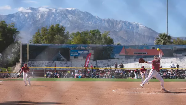 Audrey Lowry pitching against Duke