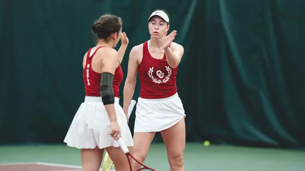 Laskevich/Mamedova, Lead