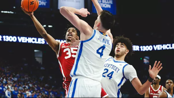 Derrion Reid goes up for a shot in Oklahoma's basketball game at Kentucky at Rupp Arena in Lexington, Kentucky