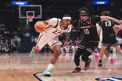 NASHVILLE, TN - March 11, 2026 - Oklahoma forward Tae Davis (#13) during the 2026 SEC Men’s Basketball Tournament game between the South Carolina Gamecocks and the Oklahoma Sooners at Bridgestone Arena in Nashville, TN. Photo By Morgan Givens/University of Oklahoma