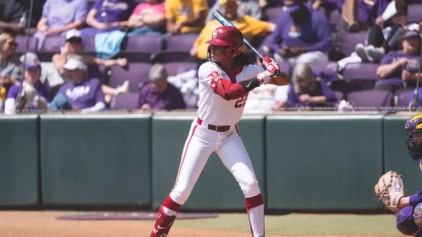 Picture of Kai Minor batting against LSU