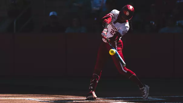 Kai Minor connecting on a pitch against Kentucky April 4