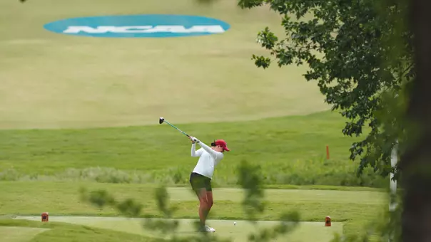 Gracie Mayo teeing off at NCAA