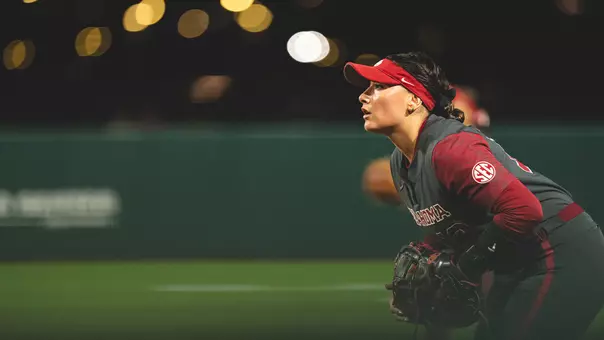 Isabela Emerling at first base during the game against Texas A&M