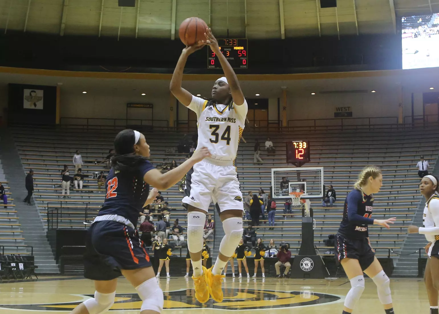 Women's Basketball Action vs UTEP USM Respect Leaphart (34) USM