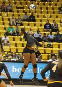 Quinci Hayward put down a team-best 12 kills