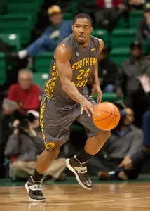 Michael Craig scored a team-high 14 points