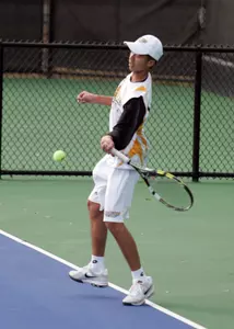 Choa-Yu Huang recorded the Eagles' first point of the match