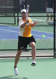 Alex Doleac clinched the match with a win at No. 2 singles