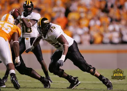 Chris Clark against Tennessee in 2007.