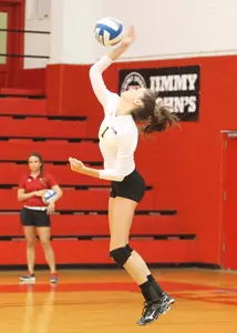Stephany Purdue three service aces