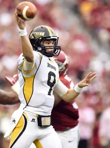 Nick Mullens