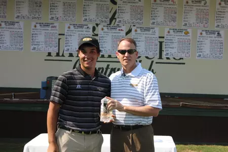 Casey Fernandez fired a school record 199 to win the Sam Hall Intercollegiate.
