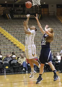 Lady Eagles set for rematch with UTSA