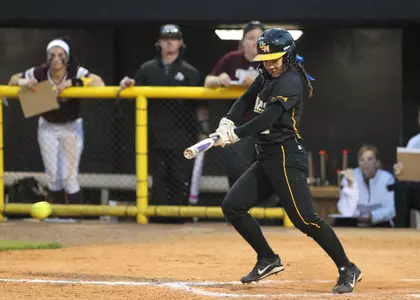 Samantha Reynolds finished the day four hits, including three doubles.
