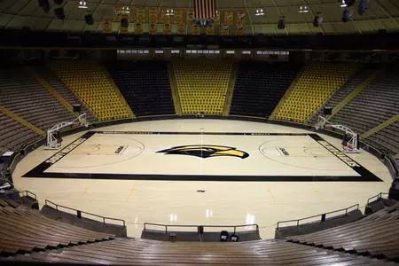 Reed Green Coliseum New Court (2015)