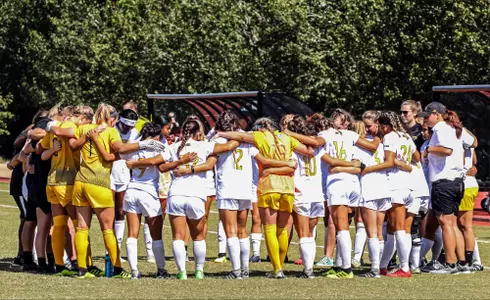 USM Soccer Team 2018 (crop)