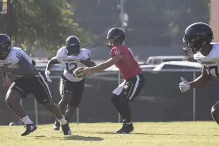 Steven Anderson gets the carry (Fall 2018 camp)