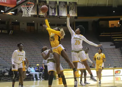 Women's Basketball vs Southeastern Louisiana