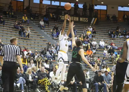 Men's Basketball vs Marshall