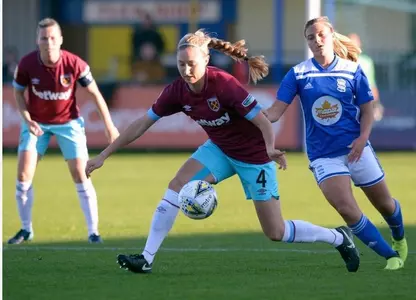 Brooke Hendrix (West Ham Action Shot)
