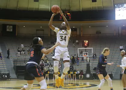 Women's Basketball  Action vs UTEP  USM Respect Leaphart (34) USM