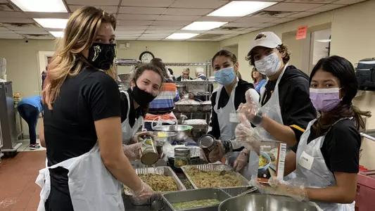 Women's Tennis Volunteering