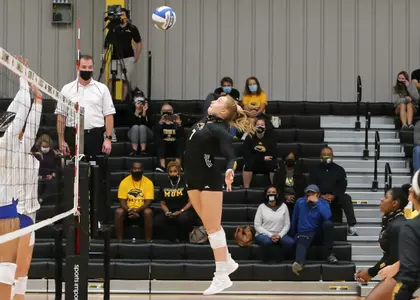 Volleyball vs La Tech