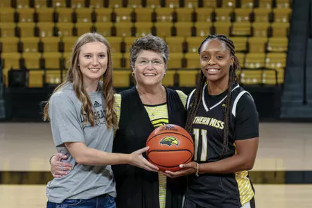 WBB Seniors 2020-21