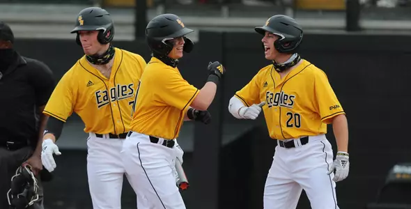 Baseball vs UCONN