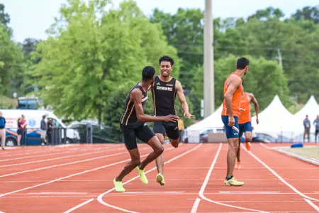 4x400