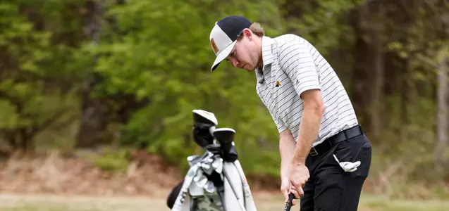 men's golf at Old Waverly