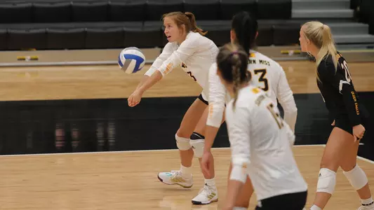 Volleyball action vs Troy 
 (Photo by Joe Harper/bgnphoto.com)