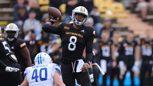 Southern Miss Golden Eagles quarterback Trey Lowe (8) throw a pass in a game between the Southern Miss Golden Eagles and the Georgia State Panther.
Saturday, November 4, 2022. (Joe Harper/bgnphoto.com)