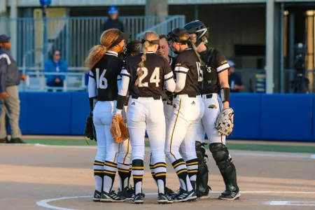 Softball Huddle