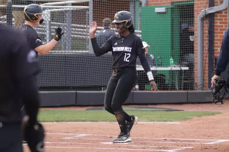 D Brown & Hannah Borden