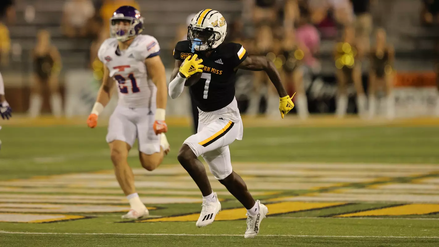 Southern Miss Golden Eagles wide receiver Zay Franks (7) takes it to the house in a game between the Southern Miss Golden Eagles and the Northwestern State. Saturday, September 17, 2022 (Photo by Joe Harper/BigGold Photinography)