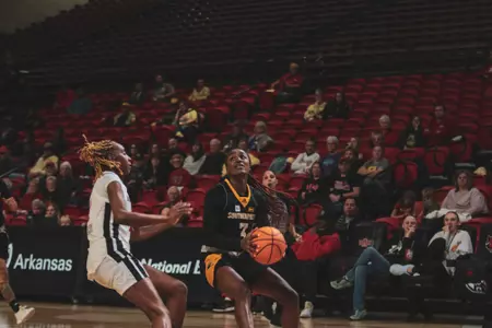 Jacorriah Bracey Makes a Layup Against Texas State
