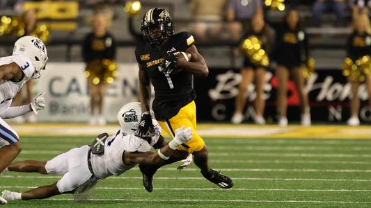 Football Plays Tuesday Night at South Alabama - Southern Miss