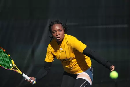 women's tennis action