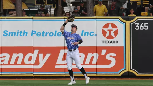 Southern Miss. outfielder Carson Paetow (37) with a catch in right field in a game between the Southern Miss Golden Eagles and Valparaiso. March 11, 2023 (Joe Harper/bgnphoto.com)