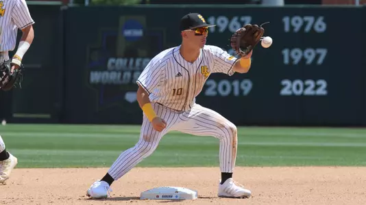 Southern Miss. infielder Dustin Dickerson (10) takes a throw at second base to start the double play in a game between the Southern Miss Golden Eagles and Samford Bulldogs. June 02, 2023 (Joe Harper/bgnphoto.com)