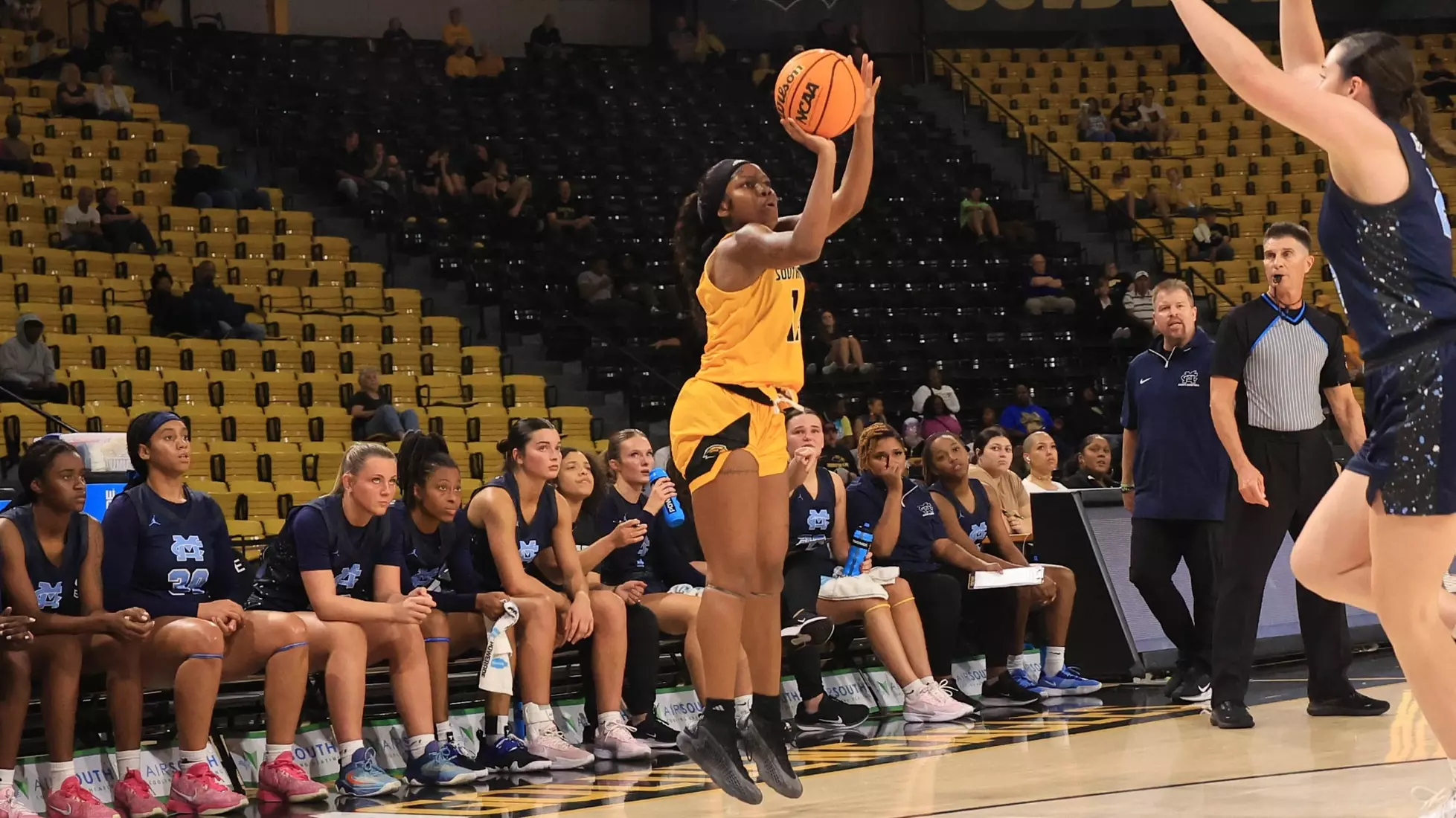 Women's basketball action in a NCAA basketball game between the Southern Miss Golden Eagles and Mississippi College Choctaws. October 30, 2024. (Joe Harper/bgnphoto.com)