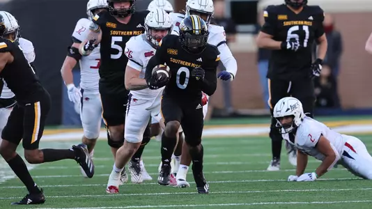 Football Falls on Senior Day to South Alabama - Southern Miss